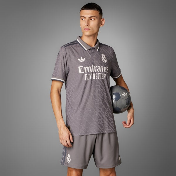 Real Madrid jersey with shorts