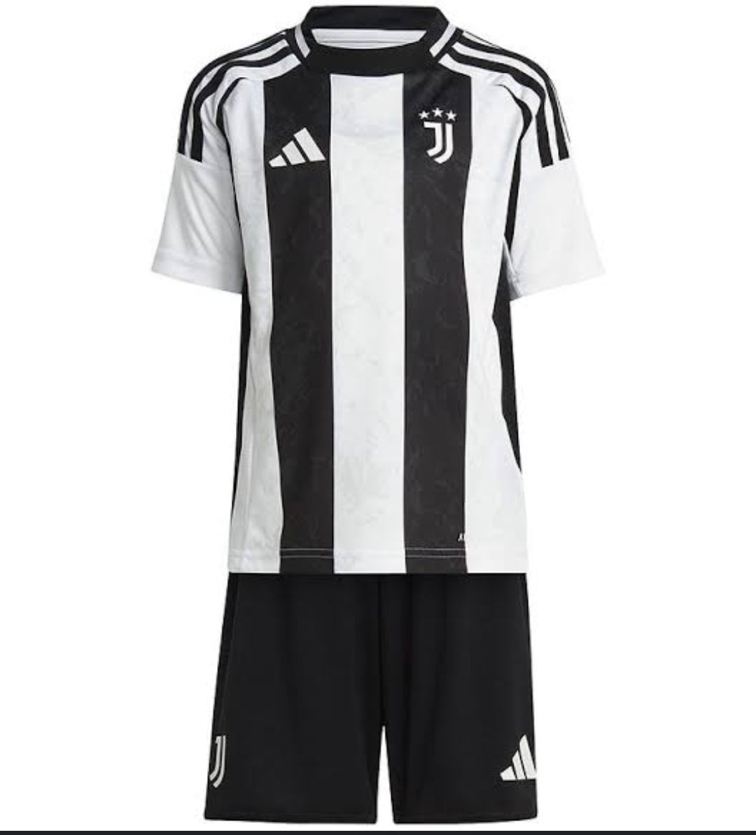 Juventus football jersey with shorts
